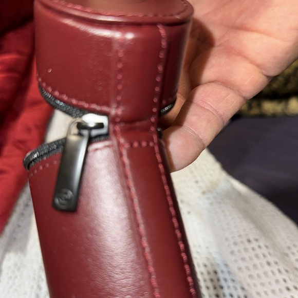 CHANEL Limited EditionLes Pinceaux De Chanel brushes with case.  155 Rouge Noir - Picture 8 of 9